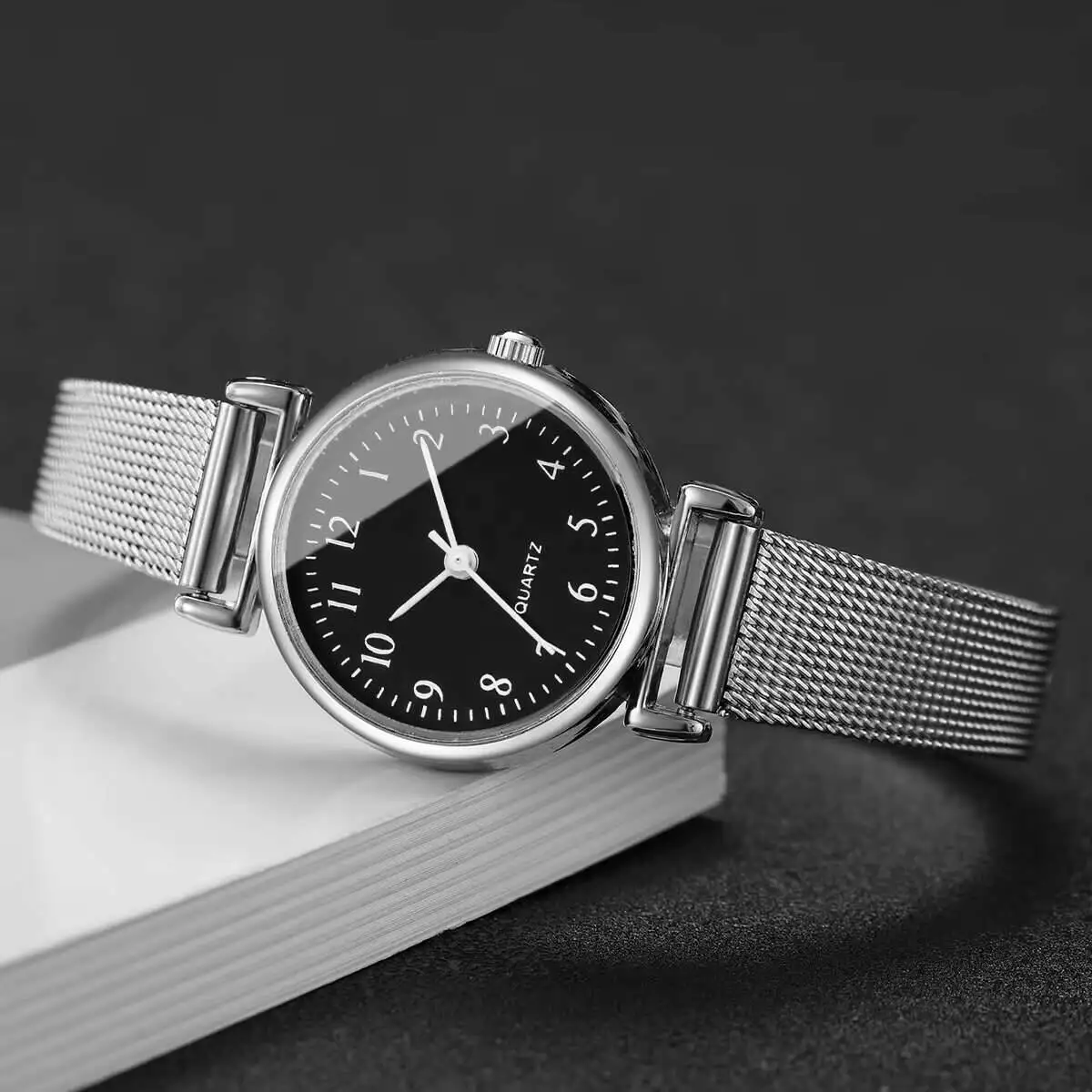 1/2 個ファッション女性用腕時計シンプルなメッシュバンドレ - Stainless Mesh Band のレビューと価格